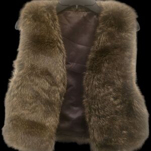 Luxurious Brown Faux Fur Vest - Size Small